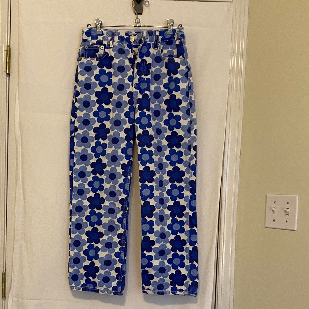 Fun festival retro skater Zara Blue Floral Boot Cut Jeans with buttons